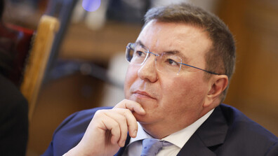 Костадин Ангелов: Имаме амбицията до крайния срок по ПВУ да получим всички средства, които са определени