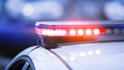 Жена и трима мъже пострадаха след сбиване в заведение в Ловеч