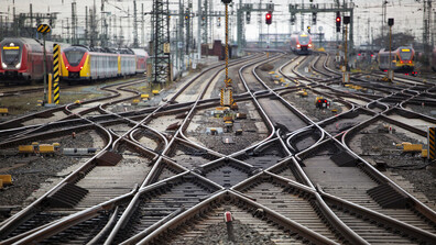 Кибератака спря системите за продажба на билети за германските железници