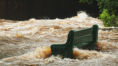 Най-обилните дъждове от над 70 години насам взеха жертви в Тунис