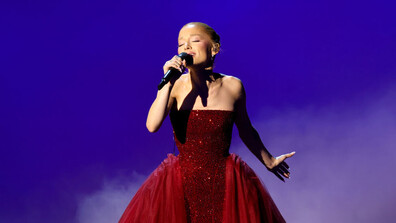 Ариана Гранде издава нов албум (ВИДЕО)