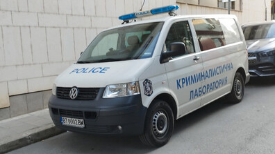 Криминалисти влязоха в Община Горна Оряховица, намериха "копачки" за криптовалута (ВИДЕО)