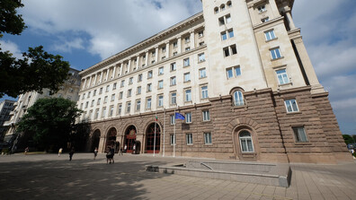 Нови задочни реплики между президента и управляващите за ВМЗ и „Райнметал”