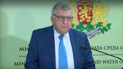 Министър Манол Генов: Проверяваме всички сигнали и строителства, довели до трагедията в Елените