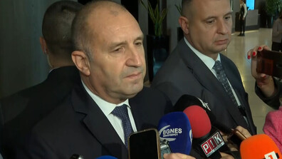 Румен Радев: Правителството го е страх да заседава, а парламентът - да събере кворум
