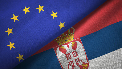 ЕП прие нова резолюция за политическата криза в Сърбия
