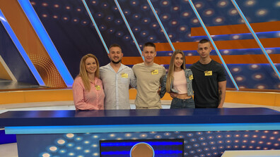 Акълови срещу Аналогови в "Семейни войни"
