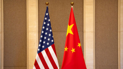 Тръмп и Си Дзинпин обсъждат търговията и технологиите на среща в Южна Корея