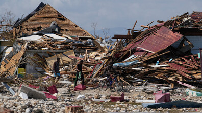 Близо 50 загинали след като ураганът "Мелиса" опустоши Карибите (ВИДЕО)