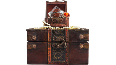 Диаманти и брошка на Наполеон се продават на търг в Женева