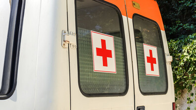 След три потенциално смъртоносни рани: Какво е състоянието на жената, намушкана в центъра на Благоевград