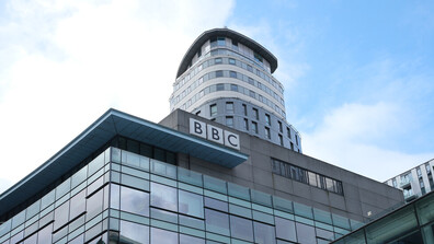 След оставките и бурната реакция: Би Би Си поднесе извинение на Тръмп