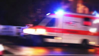 Пуснаха под парична гаранция шофьора на линейка, блъснал пешеходец в Симеоновград