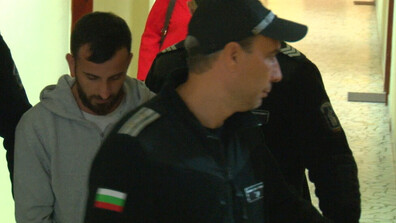 Румънецът, превозвал мигранти край Бургас, остава за постоянно в ареста