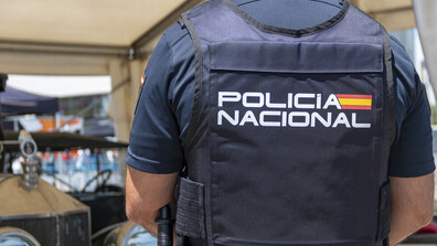 Испанската полиция разби мрежа за трафик на непълнолетни мигранти