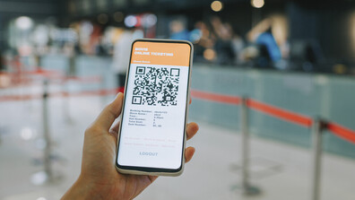 Въвеждат единен електронен билет за влак, автобус, самолет и кораб