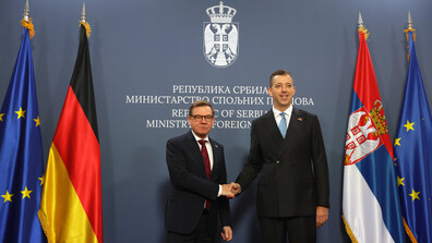 Германският външен министър призова Сърбия да спре с балансирането между Русия и ЕС