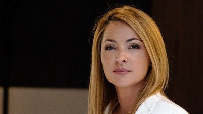 Галерия Vivacom Art Hall Оборище 5 открива „Свят в света“ – самостоятелна изложба на Ваня Дудоленска