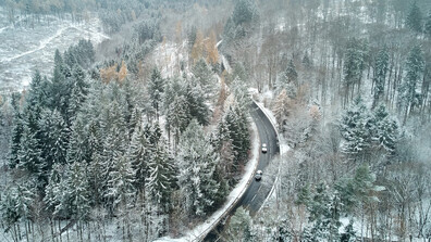 Първи сняг в Германия, очакват се ниски температури и заледявания
