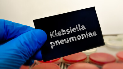 Резистентните щамове: Какво знаем за вътреболничните инфекции и как да се пазим