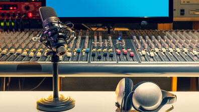 Радио "Свободна Европа" спря излъчване в Унгария