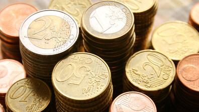 Малките производители са притеснени как ще връщат евроцентове за ресто