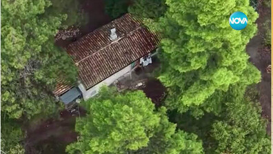 Отнеха децата на италианско семейство, живяло с години в изоставена постройка в гората