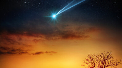 Заснеха мистериозен ярък проблясък в небето над Турция