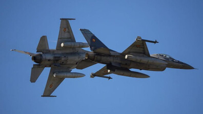 Румъния вдигна изтребители заради въздушни цели на границата с Украйна