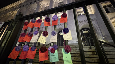 „Нито една повече": Протести в няколко града у нас срещу насилието над жени (СНИМКИ)