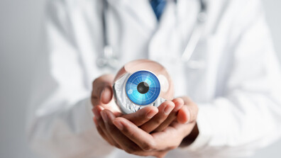 Здрави очи до дълбока старост: Диагностика, лечение и профилактика