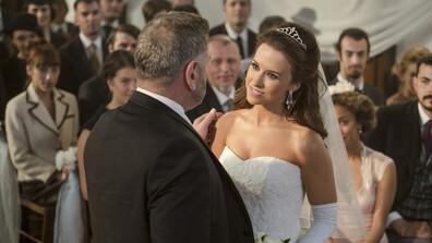 Коледни чудеса и приказна любов с филмите по NOVA