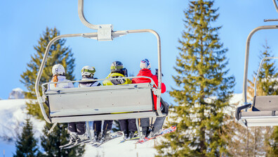 Масирани проверки на въжени линии, ски влекове, асансьори и басейни преди старта на зимния сезон