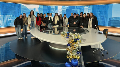 Ученици се срещнаха с любими лица от екрана и разгледаха студиата на NOVA