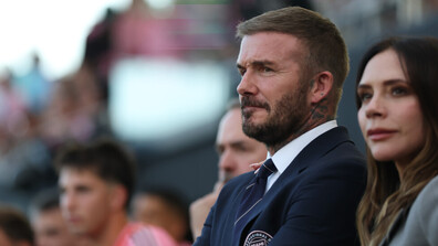 Драма в семейство Бекъм: Бруклин блокира Дейвид и Виктория в социалните мрежи