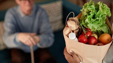 Стартира кампанията за раздаване на хранителни продукти за крайно нуждаещи се хора