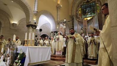 Хиляди посрещнаха Рождество Христово във Витлеем