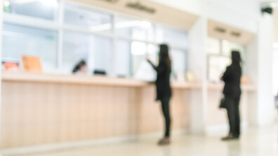 Експерт: Хората да обменят левове в евро в банката, в която имат открита сметка