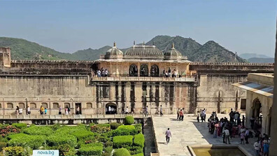 „Непознатите земи”: Индия - земя на махараджи, слонове и вяра в астрологията