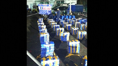 Заловиха моторница с близо 2 тона кокаин край бреговете на Колумбия (ВИДЕО)