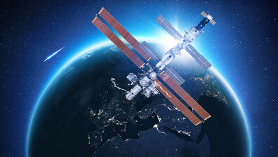 Eкипажът на МКС се върна на Земята след медицинска евакуация