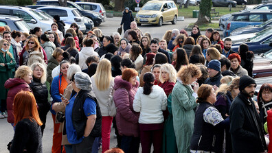 Протест на лекари и медицински персонал в болница „Св. Анна” във Варна