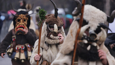 Започва фестивалът "Сурва" в Перник