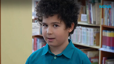 Симеон Гюров: 10-годишното момче от Русе, което прочете 257 книги за една година