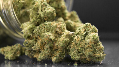 Заловиха близо 700 кг марихуана в товарен влак, идващ от Турция