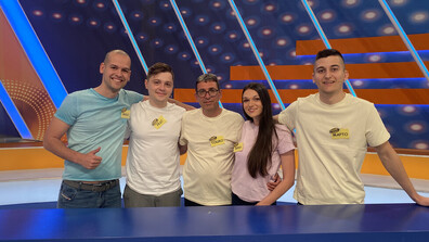 Божански предизвикват Аналогови в "Семейни войни"