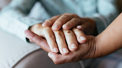 МТСП предлага затягане на контрола срещу нелегалните социални услуги