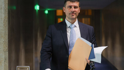 „Да го удавим в канала“: Партия "Величие" подаде сигнал за нападение над свой член