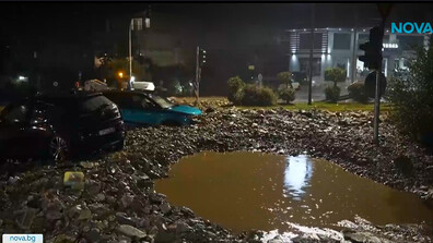 Двама души загинаха в тежки наводнения в Гърция