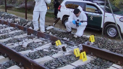 Доклад: Счупена релса е причината за тежката влакова катастрофа в Испания